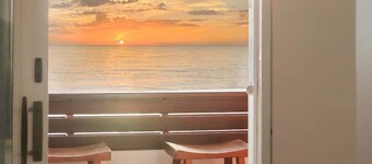 Cozy Modern Suite with Oceanview
