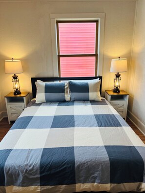 2 bedrooms, WiFi, bed sheets