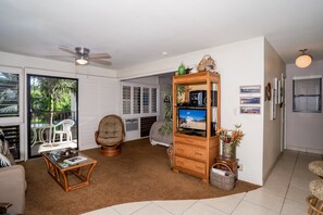 Apartment | 1 bedroom - Suite Maui Paradise Condo (Wailuku)