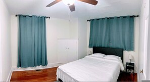 Apartment | 3 bedrooms - Walk to Duke Campus 3 Bedroom in Trinity Park (Durham)