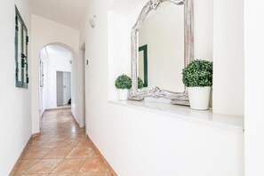 Hallway - Palazzo Currò (Catania)
