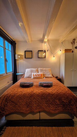 1 soverom, wi-fi og sengetøy