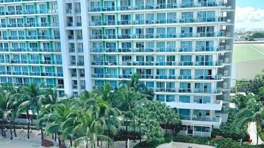 Rio East Tower - Azure Urban Resort