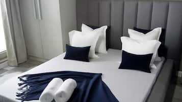 Basic Apartment, Balcony, City View | Room amenity