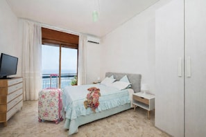 Imagen sin descripción, 3 de 65, botón