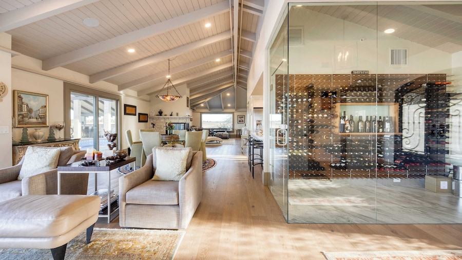 Private Pool, Firepit & Wine Room Near Top Paso Wineries Devi Ranch