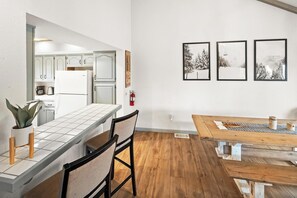 Dining - Naughty Pine Cain By Destination Big Bear: Walking Distance to Bear Mountain, Golf Course and Zoo! Pool Table! EV Charger! (Big Bear Lake)
