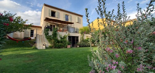 Provencal house with swimming pool