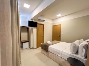 Habitación familiar | Escritorio, espacio para trabajar con un portátil, wifi gratis