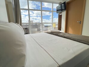 Habitación familiar | Escritorio, espacio para trabajar con un portátil, wifi gratis