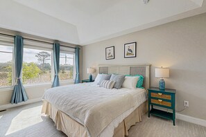 4 chambres, fer et planche à repasser, accès à Internet, literie fournie