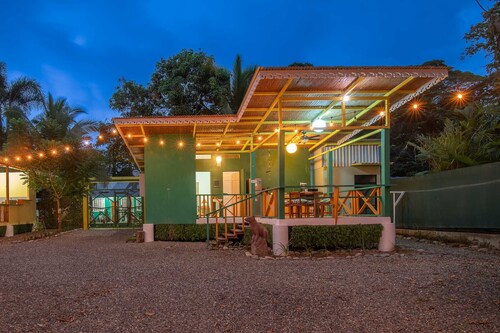 Sede Villa Lobos en Playa Chiquita