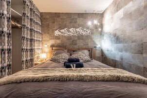 Cunas gratuitas, wifi gratis y ropa de cama 