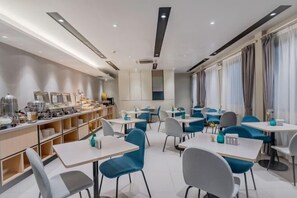 Restaurant - Homeinn Selected Hotel (Shanghai Lin-gang Ocean Park Dishui Lake) (Shanghai)