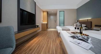 Shiji Xinghe Hotel (Huangshan Tunxi Old Street)