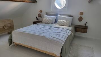 1 chambre, fer et planche Ă repasser, Wi-Fi gratuit, draps fournis