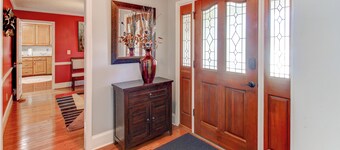 Quiet, Comfortable, Charming, Safe, 2-bedroom house with WiFi, AC in Conyers