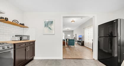 Cozy Buffalo Getaway – Minutes to Downtown & Bills Stadium