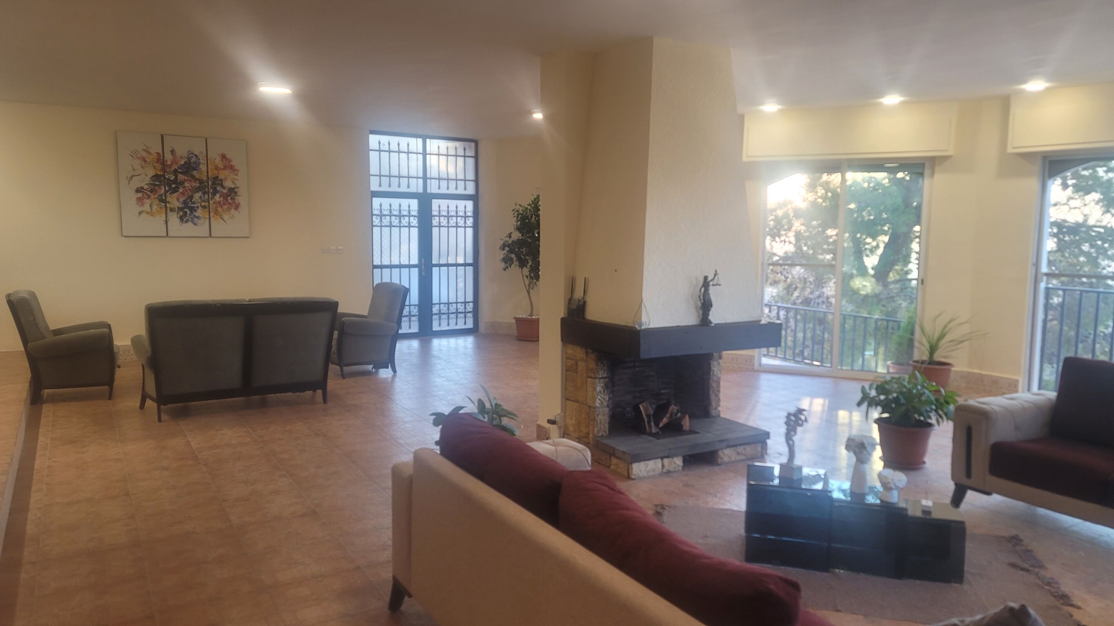 スマートテレビ、暖炉