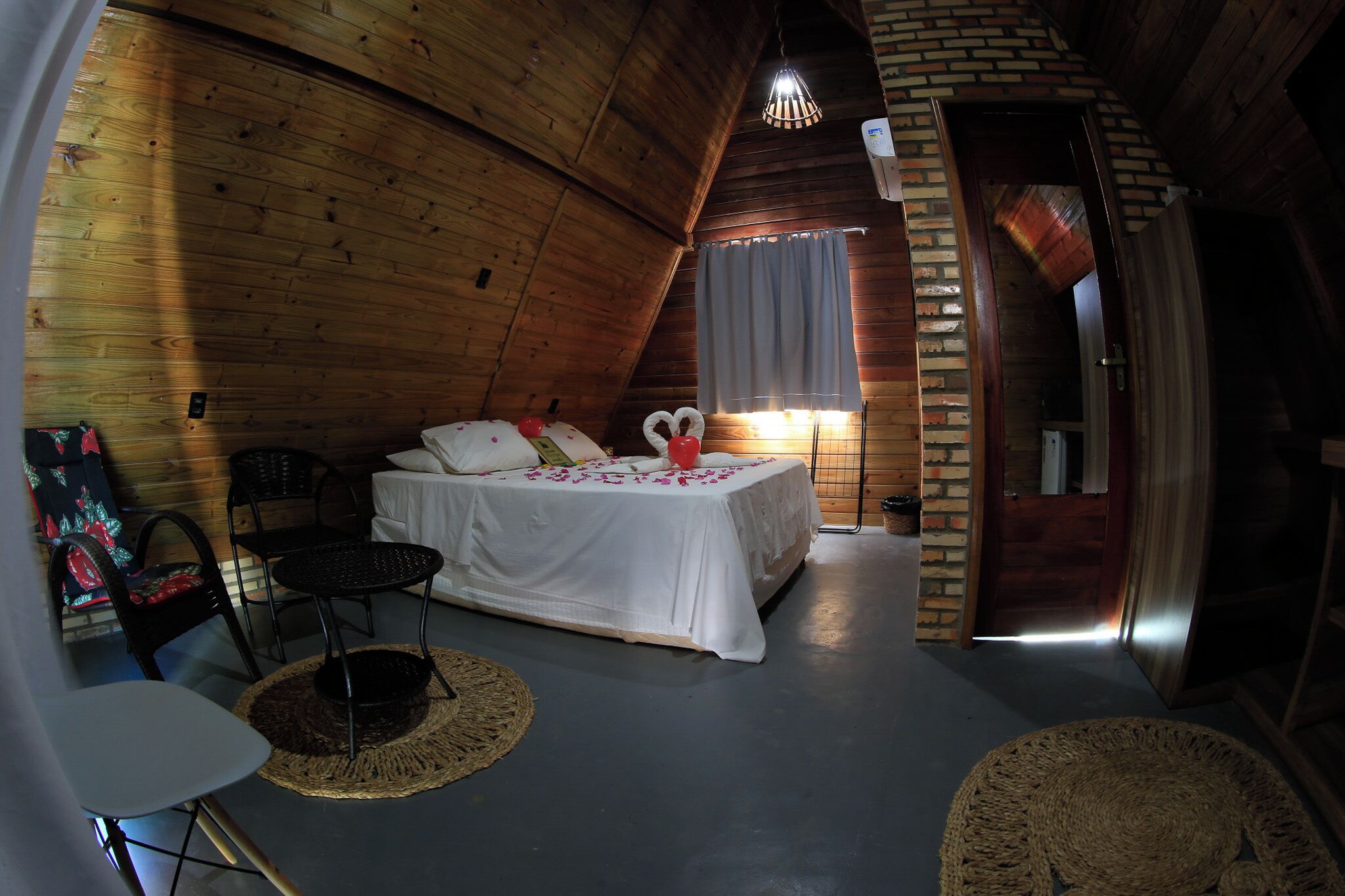 Schreibtisch, kostenloses WLAN