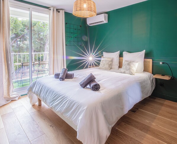 2 chambres, fer et planche à repasser, lit parapluie, Wi-Fi gratuit