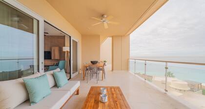 Spectacular Sea Views & Access to 2 Beach Clubs