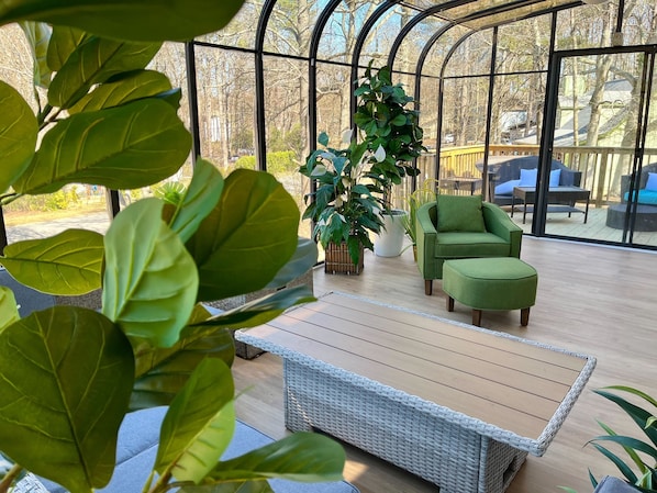 Terrace/patio - 3BR House with Patio + Sunroom + Grill (Lawrenceville)