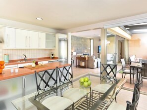 Dining - Global Par4 Villa 24 8035 (San Bartolomé de Tirajana)