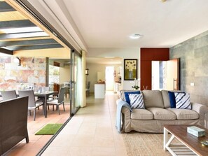 Villa, 4 soverom, terrasse | Innvendig