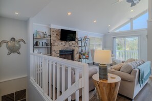 スマートテレビ、暖炉