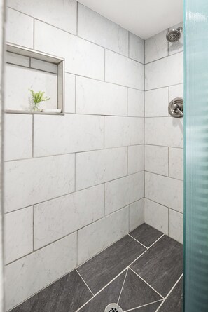 Hair dryer, towels, toilet paper