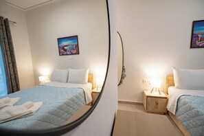 1 bedroom, bed sheets