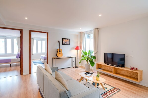 Apartment | 15 bedrooms - Wecozy Hanoi - Railway Side, The Old Quarter (Hanoi)