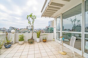 Apartment | 15 bedrooms - Wecozy Hanoi - Railway Side, The Old Quarter (Hanoi)