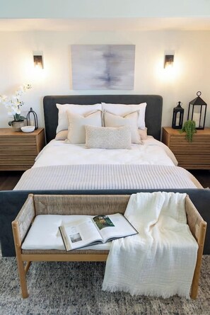 6 bedrooms, desk, iron/ironing board, free WiFi