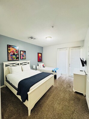 3 chambres, fer et planche à repasser, Wi-Fi, literie fournie