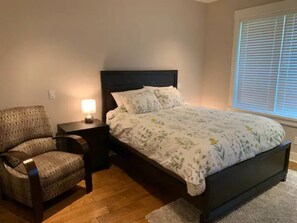 3 quartos, ferros/tábuas de passar roupa, Wi-Fi, roupa de cama