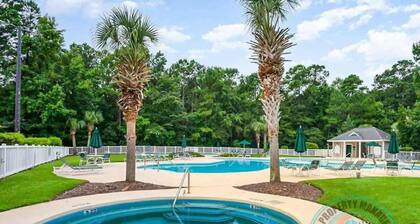 True Blue Golf Resort 2BR/2BA Condo – Pawleys Isla