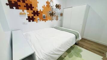 2 habitaciones, tabla de planchar con plancha, wifi y ropa de cama