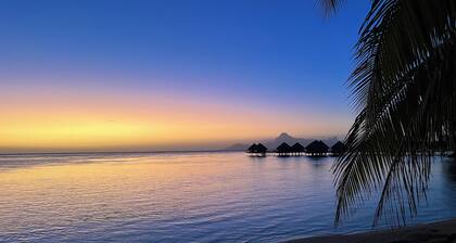 Beachfront Home Puna'auia Tahiti