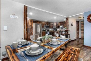 تناول الطعام