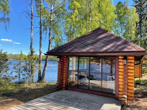 Villa Joutsen in Saimaa with jacuzzi