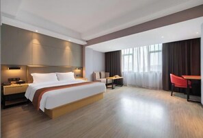 Room - Wanbai Hotel (Shanghai Hongqiao Airport National Convention and Exhibition Center) (Shanghai)