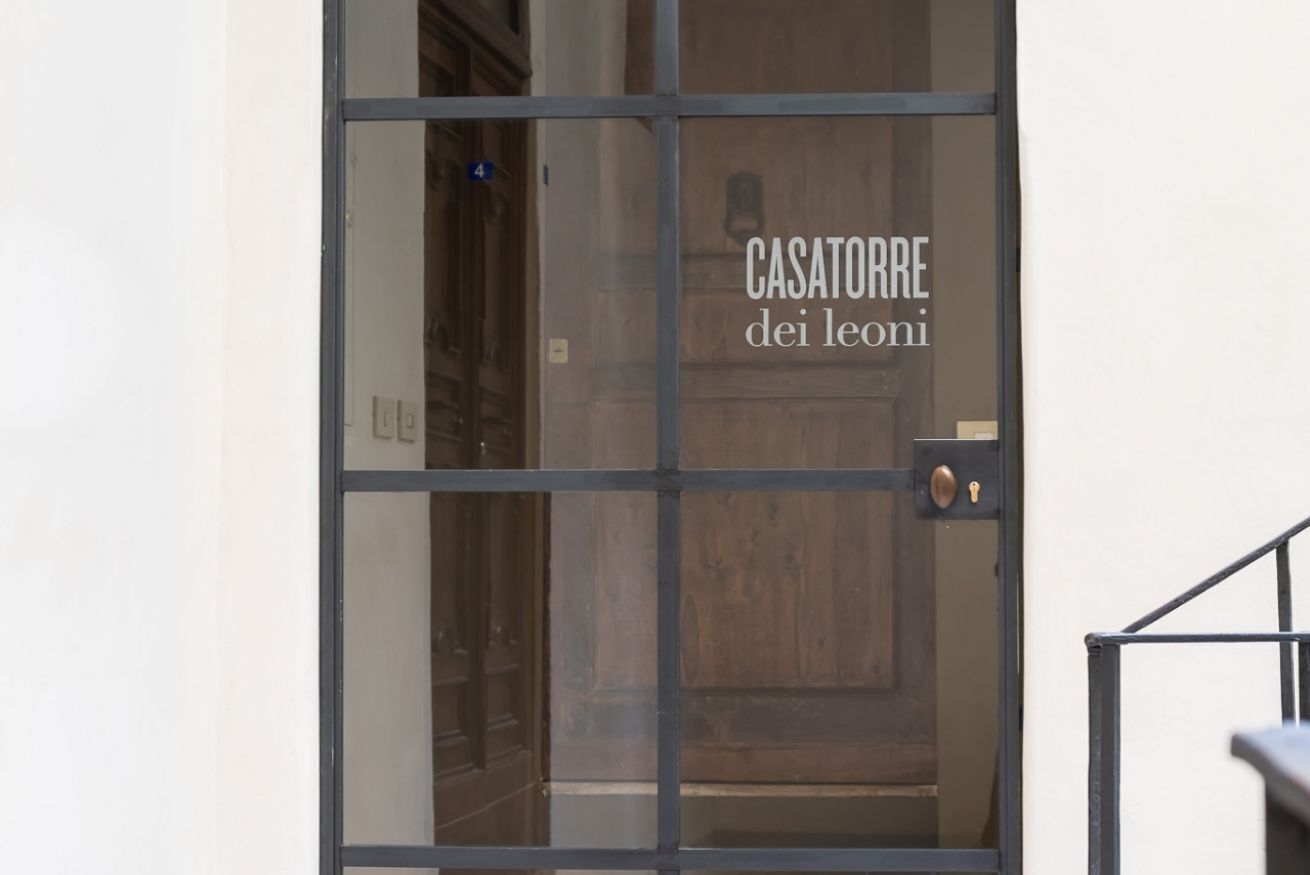 تفاصيل الفندق من الخارج