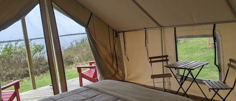 1 chambre, literie fournie