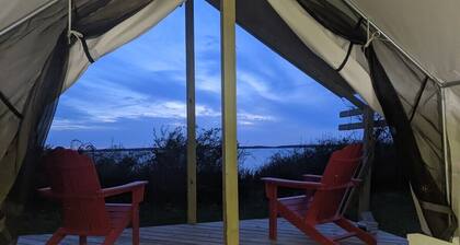 Bay Front-Teltta-Jaettu kylpyhuone