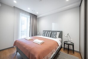 Bügeleisen/Bügelbrett, kostenloses WLAN, Bettwäsche