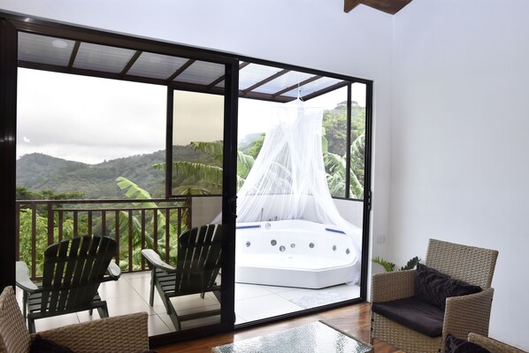 Comfort Apartment, Balcony, Mountain View | Balcony - Casa Curré Monteverde (Sierra)