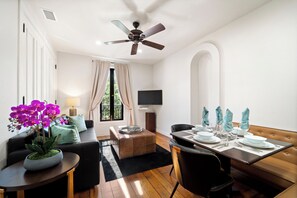 Dining room - The Artifact Hotel (San Diego)