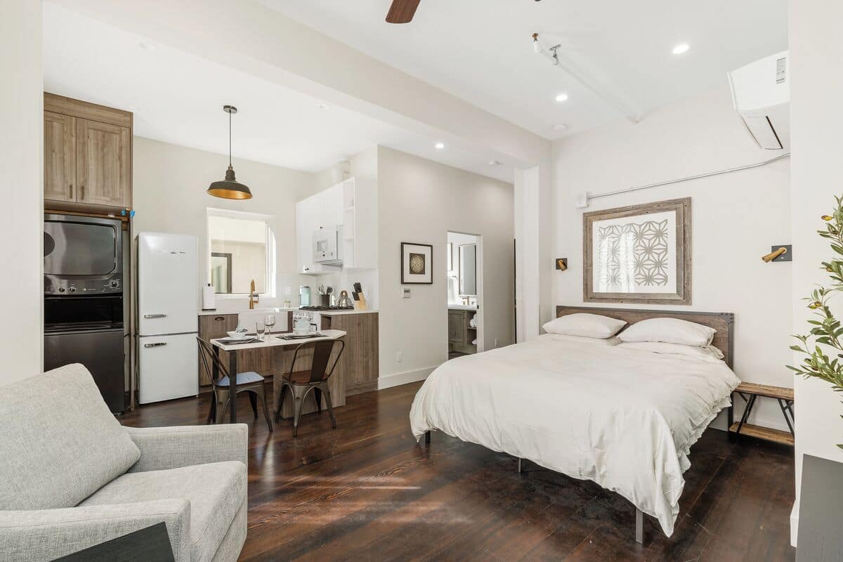 Deluxe Studio | 1 bedroom, Frette Italian sheets, premium bedding, memory foam beds